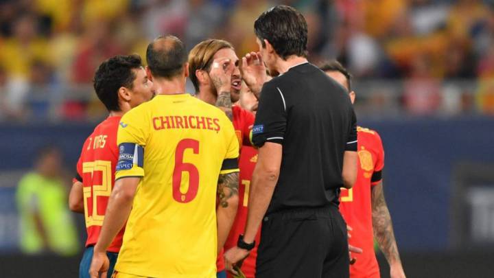 La UEFA castiga a Rumanía con dos partidos a puerta cerrada
