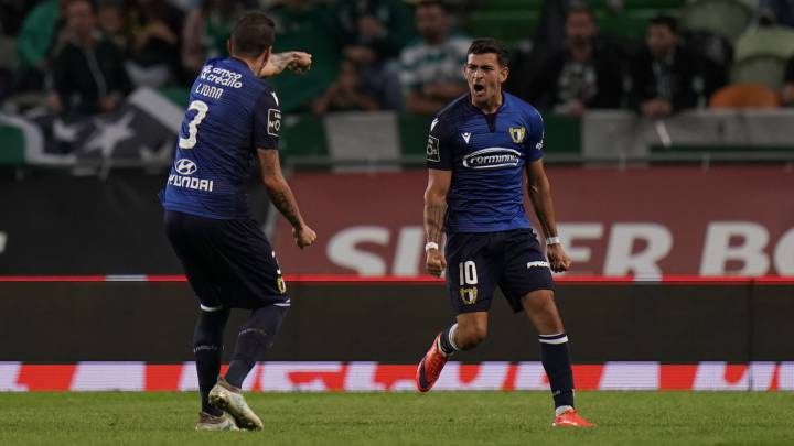 El Famalicão, líder de la liga portuguesa.