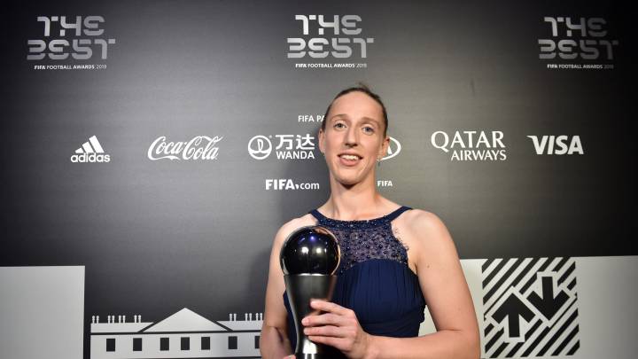La portera del Atleti, la única que viajó al The Best en un 'low-cost'