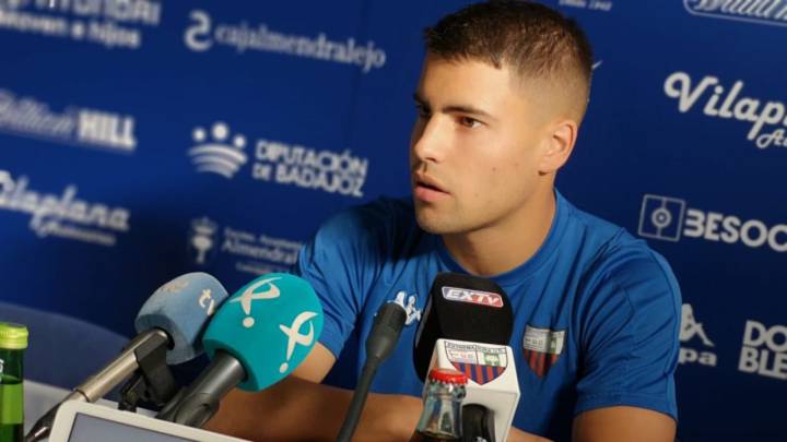 Ángel Bastos: "La dinámica cambiará y ganaremos partidos"
