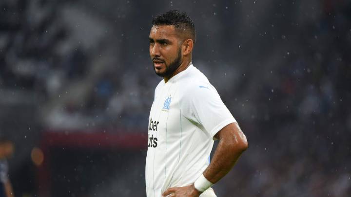 Payet, sancionado cuatro partidos por insultar al árbitro