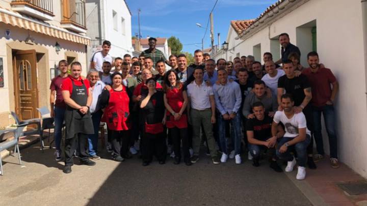 Ronaldo hace grupo con la plantilla en la Santa Espina