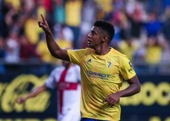 Lozano y los goles del líder