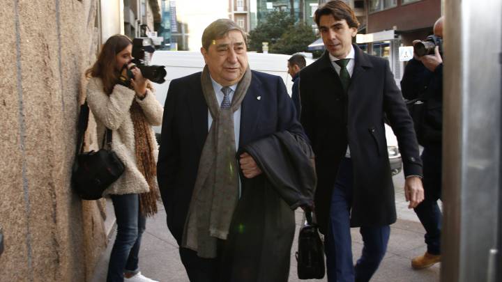 "Estos trofeos para equipos que te han ayudado parten del Barça de Núñez y Gaspart"