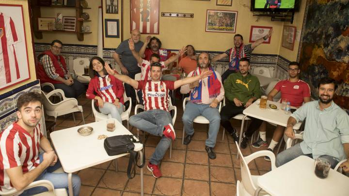 Colchoneros con el corazón partido en pleno Valladolid