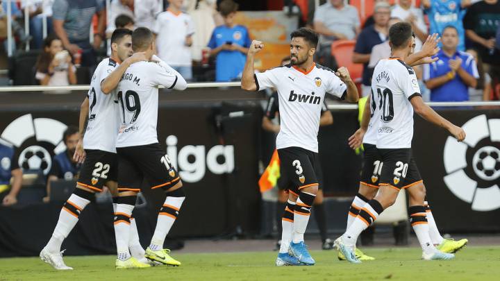 Maxi Gómez, Rodrigo y Gameiro, la delantera más completa