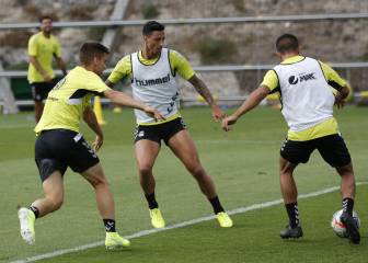 Maikel Mesa se integra en la dinámica de grupo