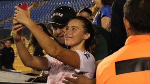 Rompe el silencio aficionado de Tigres que acosó a Sofía Huerta