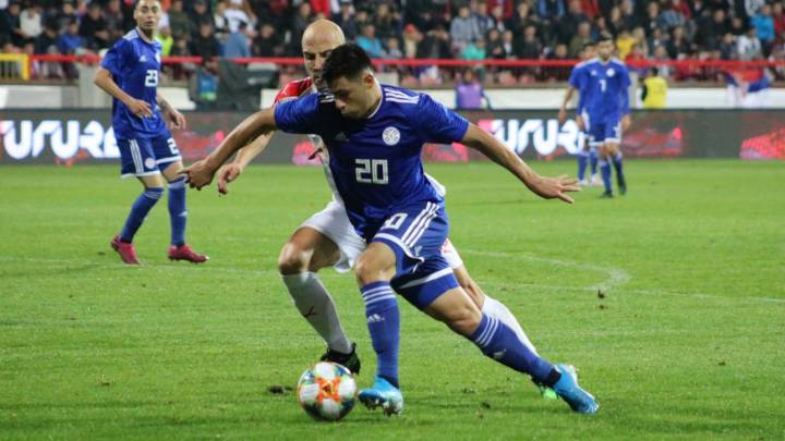 Serbia deja tocado a Berizzo