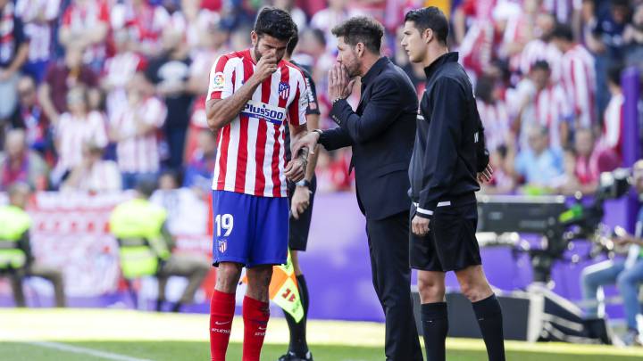 Simeone con Diego Costa en el Valladolid-Atlético de Liga.