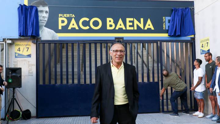 Paco Baena inauguró su puerta en el Ramón de Carranza