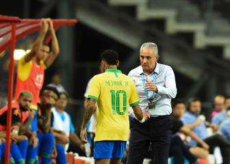 PSG alarm bells as Neymar picks up injury on Brazil duty