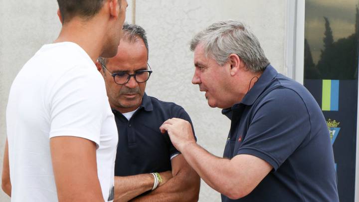 Manuel Vizcaíno y la ‘teoría del gazpacho' en un Cádiz líder imparable