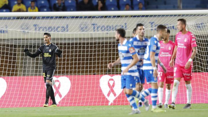 Jugadores del Deportivo y Las Palmas en Gran Canaria