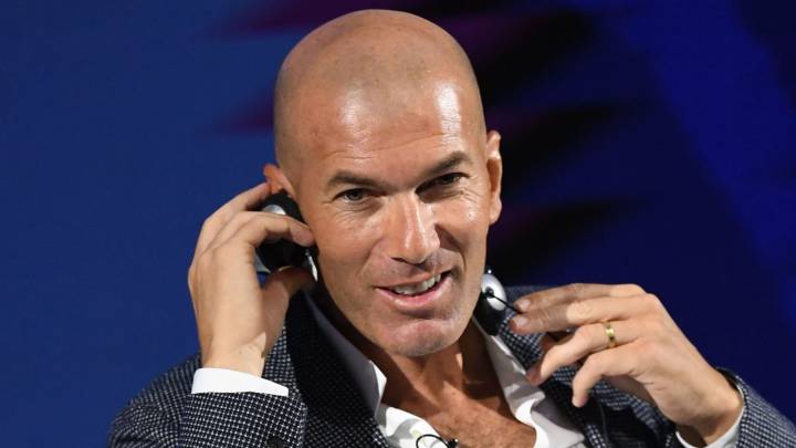 Zinedine Zidane durante la conferencia en Dubai.
