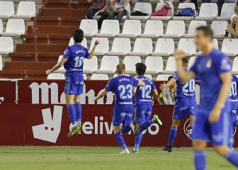 El Oviedo saca la cabeza