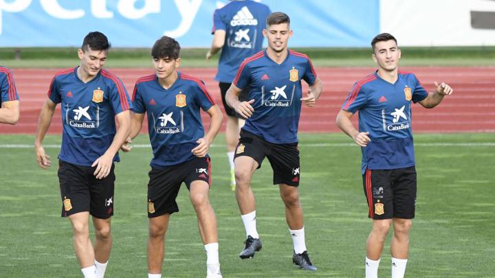 Montero, durante un entrenamiento de la Sub-21.