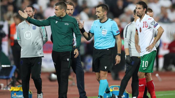 La UEFA acusa a Bulgaria de comportamiento racista