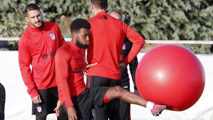 Lemar durante el entrenamiento del Atlético.