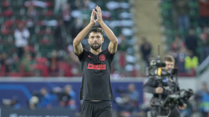 Felipe durante un partido con el Atlético.