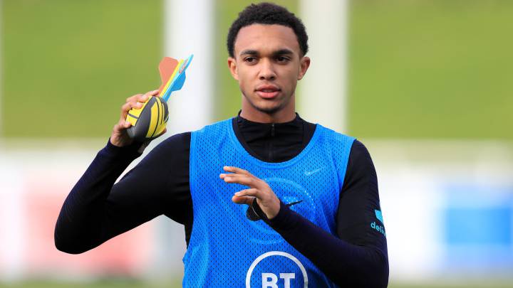 Alexander-Arnold, 'Record Guiness'
