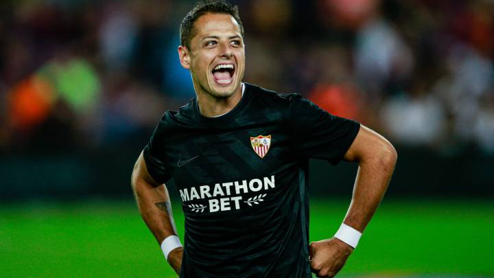 El delantero mexicano del Sevilla Javier Chicharito Hernández concedió una entrevista a los medios del club: "Por qué no puedo hacer mi mejor campaña?