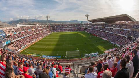 Osasuna visita a un Granada con bajas importantes