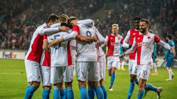 El Slavia Praga no falla antes de recibir al Barça en Champions