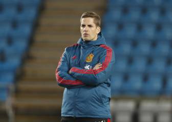 Robert Moreno visita en Londres
a Ceballos, Rodri, Kepa y De Gea