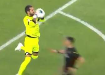 Fowl play as Turkey keeper drops the ball after 12