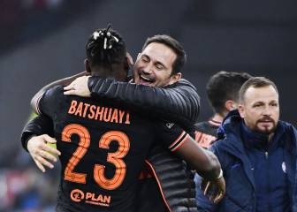Batshuayi conquista Ámsterdam