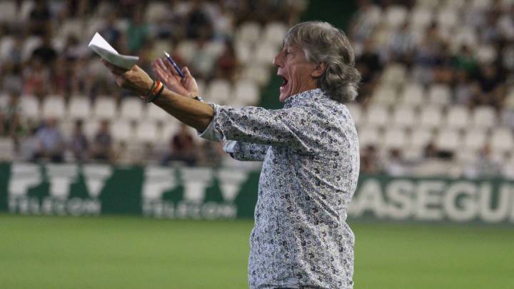 Agné, nuevo técnico del Córdoba en sustitución de Enrique Martín