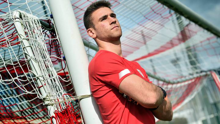 Unai Simón: "Jan Oblak es el mejor portero del mundo bajo palos"