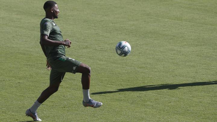 Emerson, un billete con Brasil a la espera de brillar en el Betis