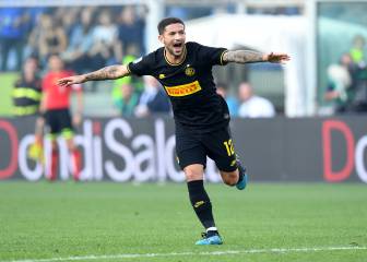 Stefano Sensi's agent flies into Barcelona