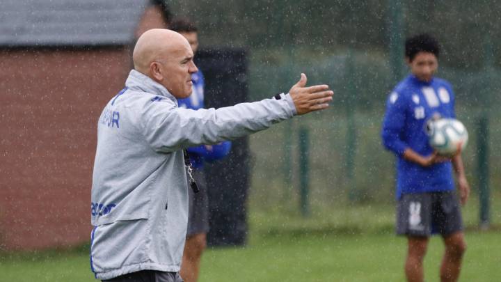 Luis César busca su primera victoria con el Deportivo.