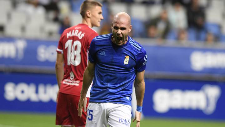 El Oviedo logra al fin seguridad defensiva