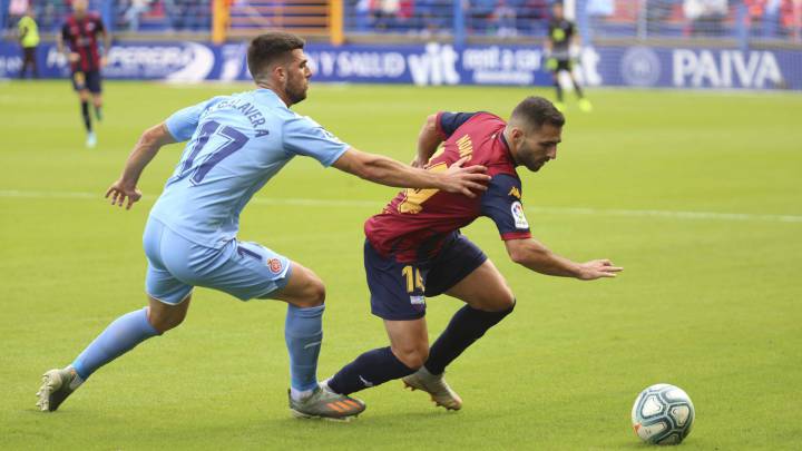 Nono, en el partido entre Extremadura y Girona.