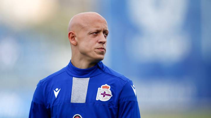 Víctor Mollejo en el partido entre Deportivo y Fuenlabrada
