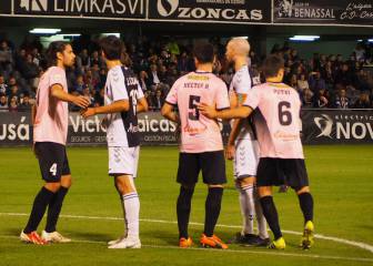 El Coruxo y el Castellón se meten de penalti en la nueva Copa