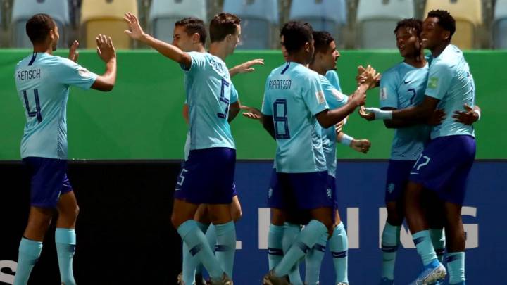 Holanda pasa de decepción a favorita en sólo seis días
