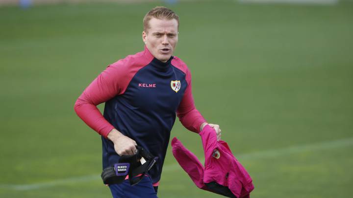 Alberto vuelve a las órdenes de Paco tras un mes de lesión