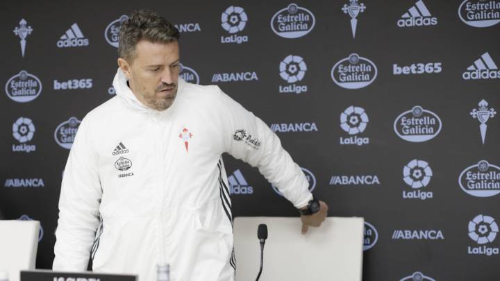 Óscar García, a su llegada a la rueda de prensa previa al partido contra el Barça