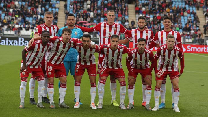 Guti apenas tocó el once tipo del Almería.