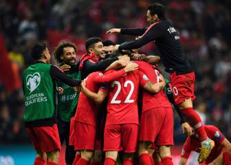 Turquía irá a la Eurocopa y clasifica de rebote a Francia
