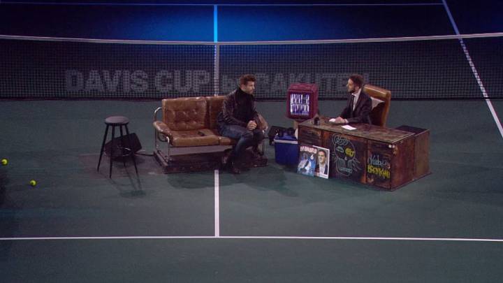 Piqué y David Broncano en la Caja Mágica