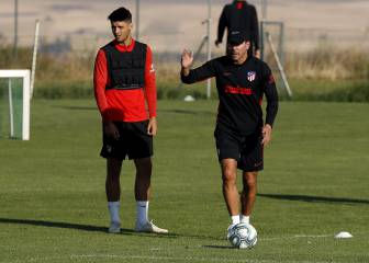 El Atlético se queda en punta sólo con Morata... y Saponjic