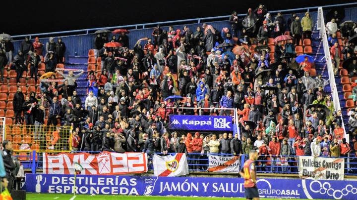 La afición del Rayo, en el Francisco de la Hera.
