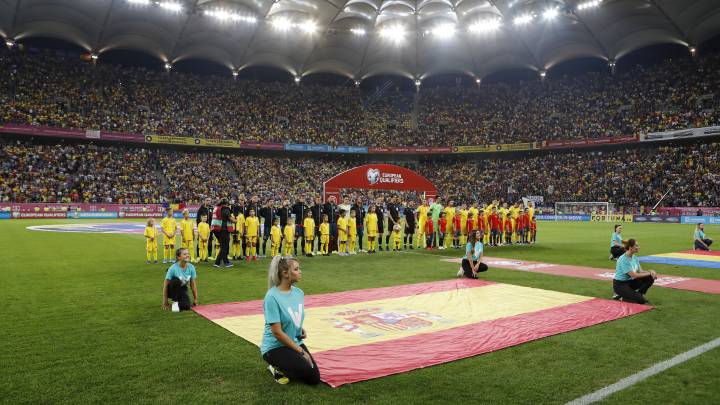 La selecciones de España y Rumanía anates de enfrentarse el pasado 5 de septiembre en Bucarest en un encuentro que acabó con triunfo de La Roja por 1-2.