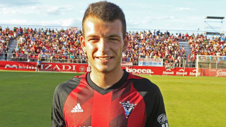 Íñigo Vicente: "Ya veremos lo que pasa en el próximo verano"
